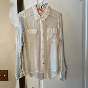 Beautiful button down cocome blouse